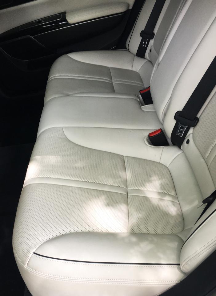 Kia K900 4dr Sdn Luxury 2015