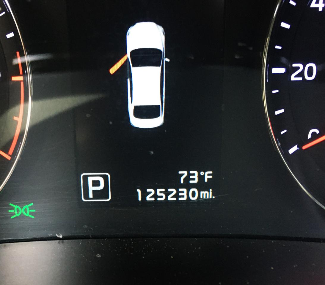 Kia K900 4dr Sdn Luxury 2015