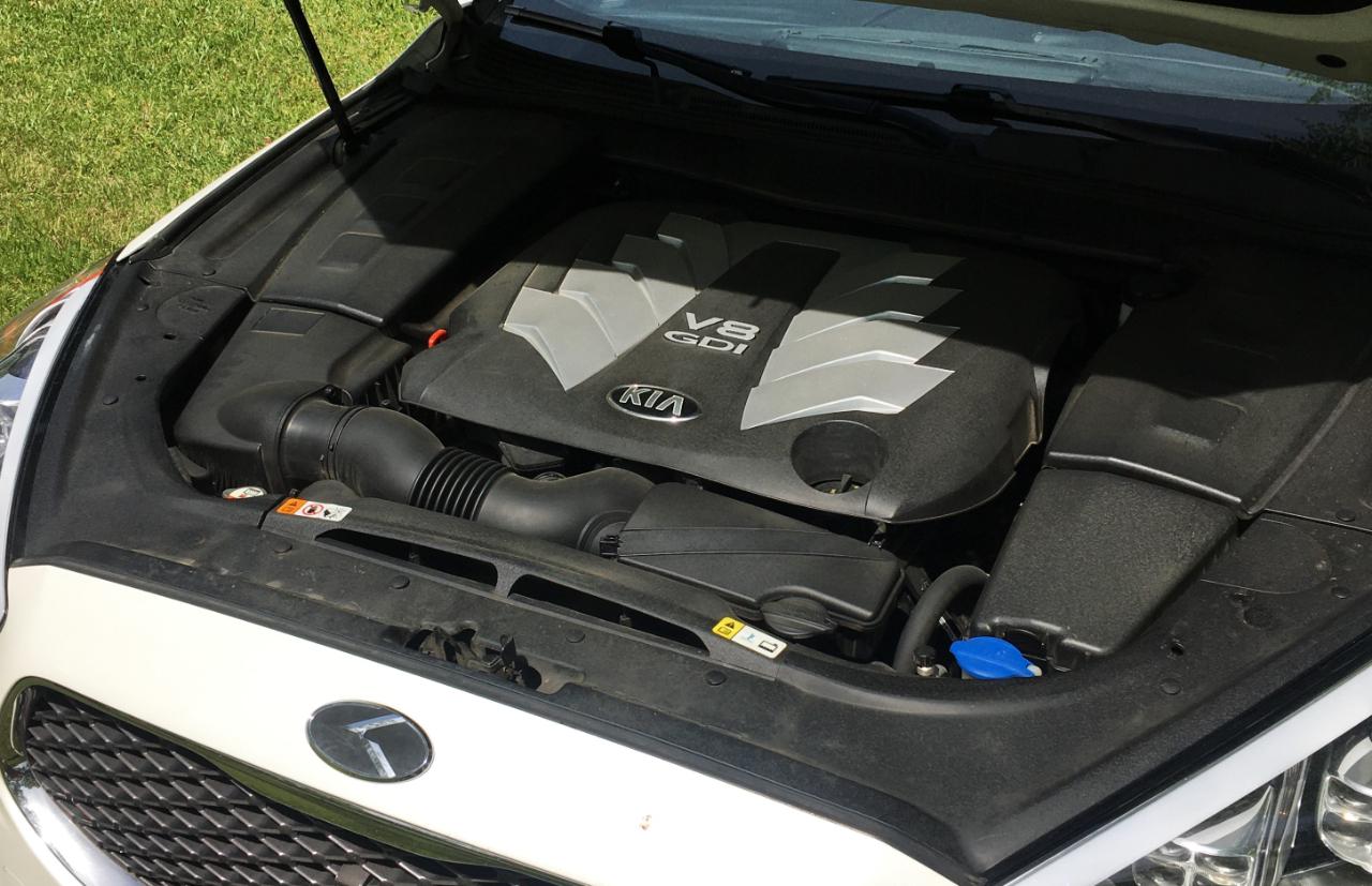 Kia K900 4dr Sdn Luxury 2015