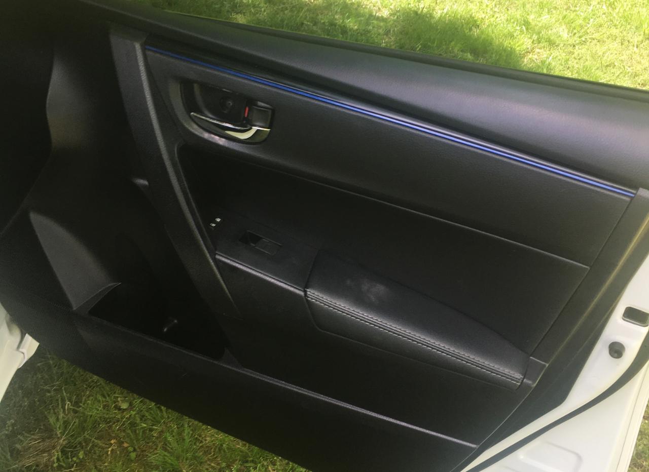 Toyota Corolla 50th Anniversary Special Edition CVT (Natl) 2017