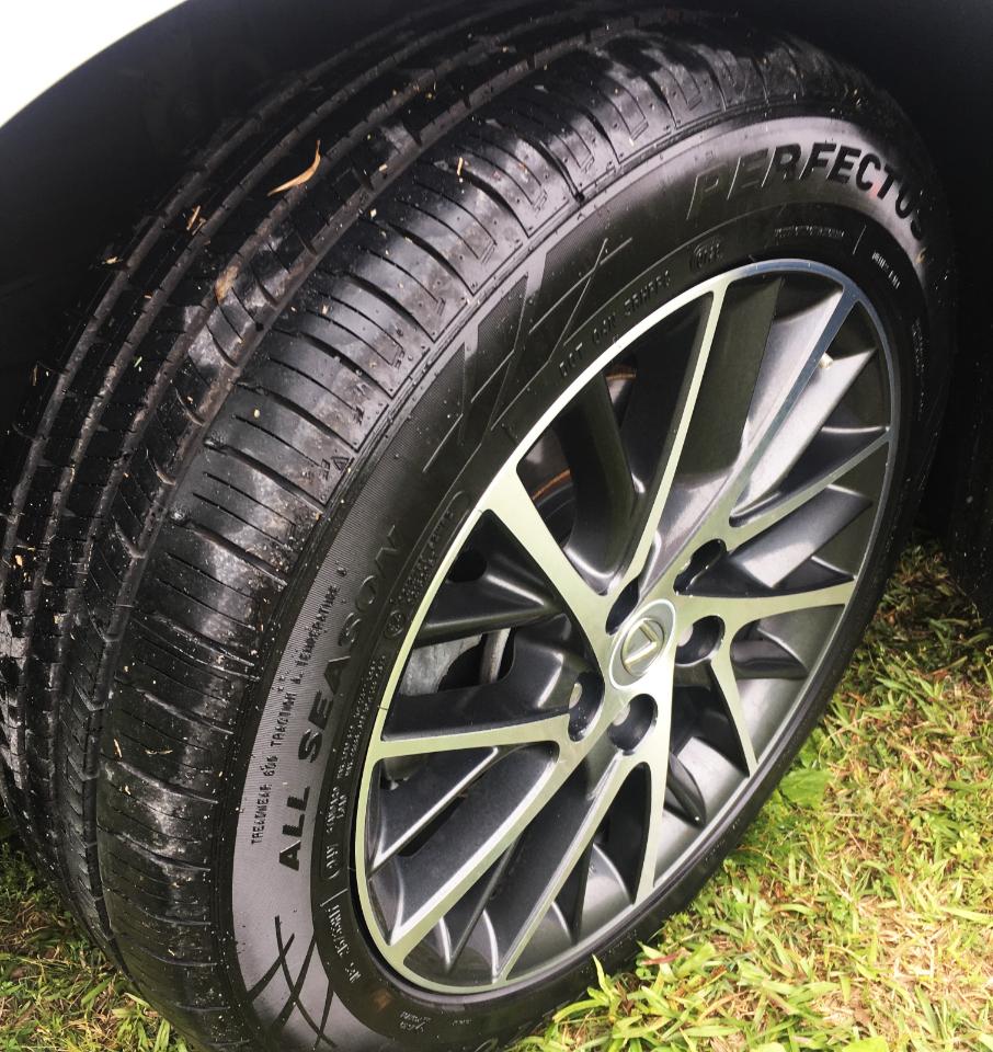 Lexus ES 350 4dr Sdn 2016