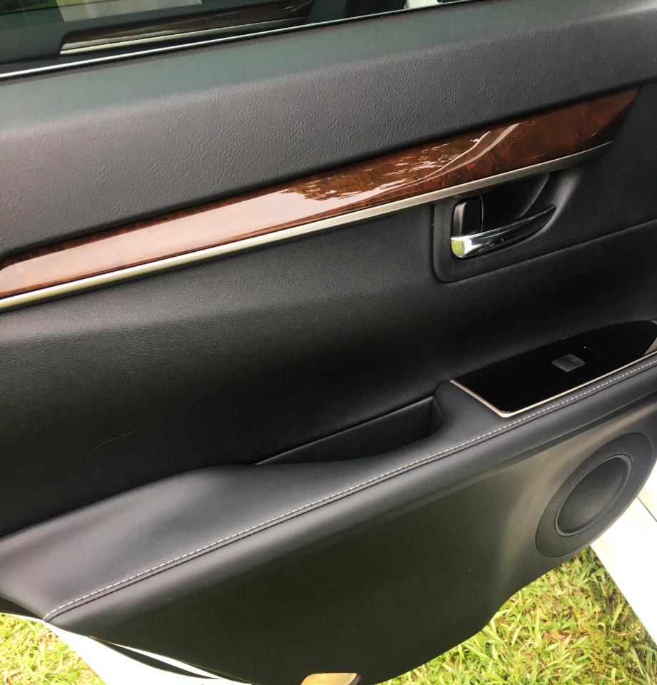 Lexus ES 350 4dr Sdn 2016