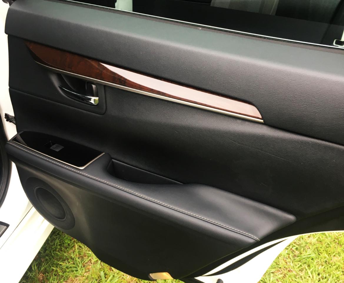 Lexus ES 350 4dr Sdn 2016