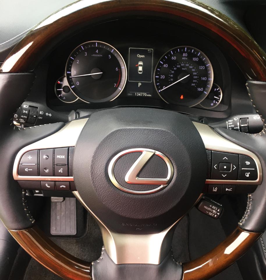 Lexus ES 350 4dr Sdn 2016