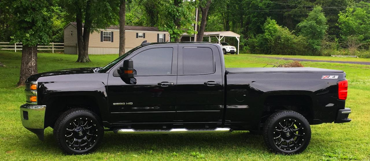 Chevrolet Silverado 2500HD 4WD Crew Cab 153.7" LT 2015
