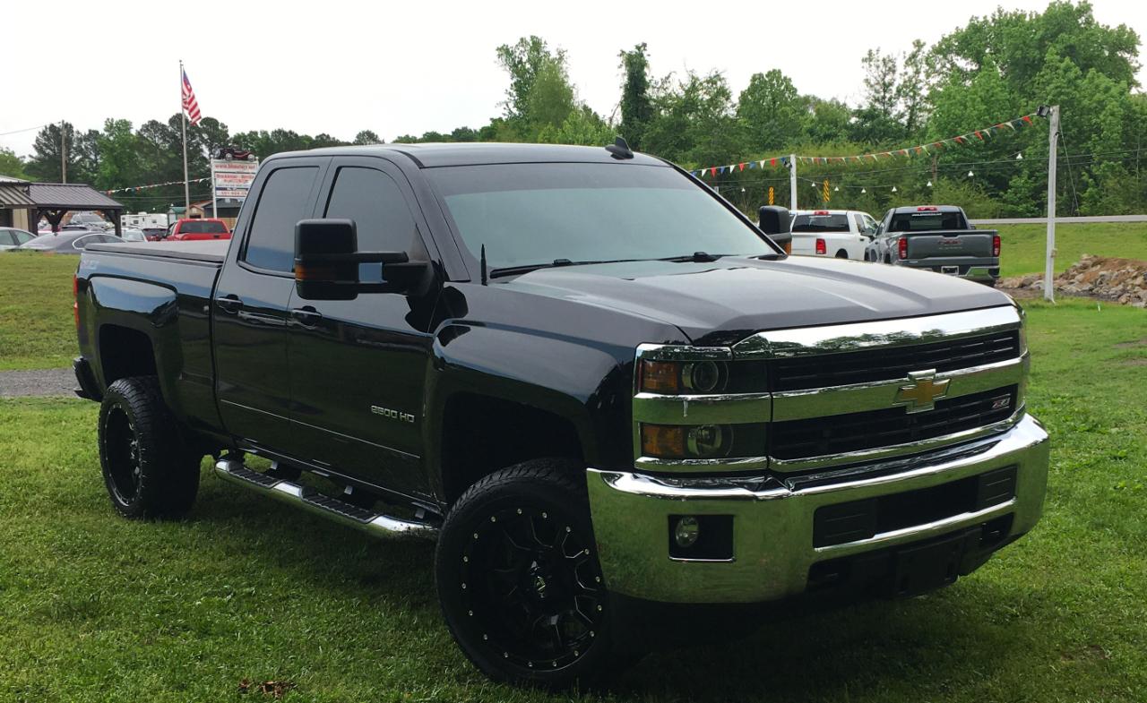 Chevrolet Silverado 2500HD 4WD Crew Cab 153.7" LT 2015