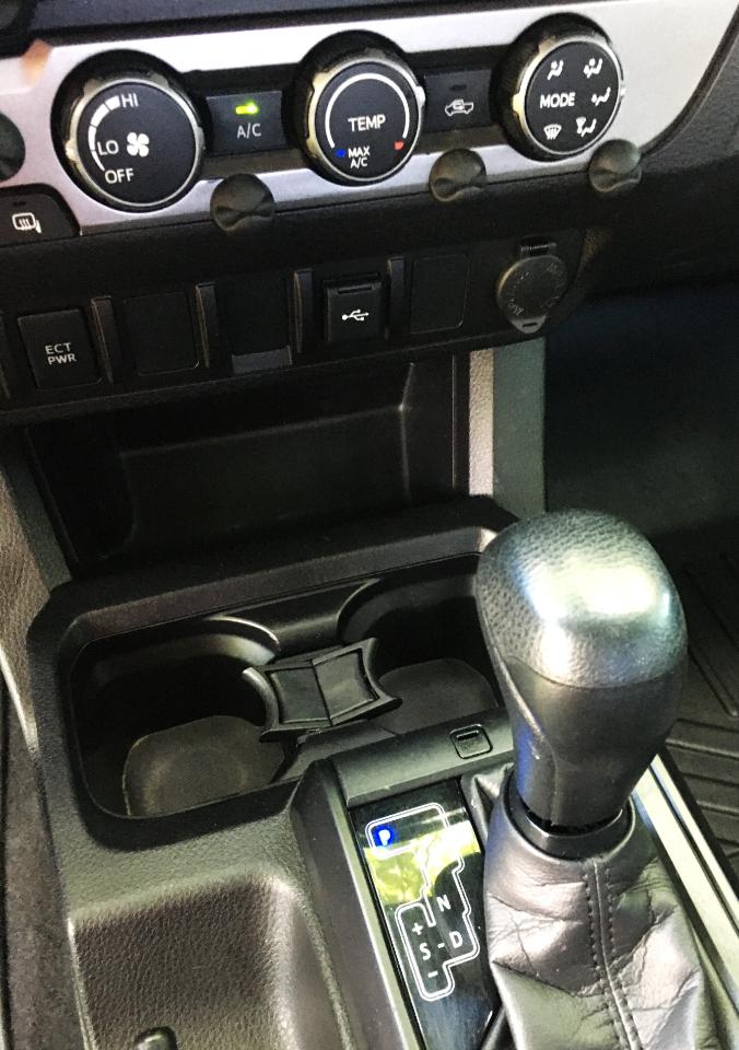 Toyota Tacoma 2WD SR5 Access Cab 6' Bed I4 AT (Natl) 2021