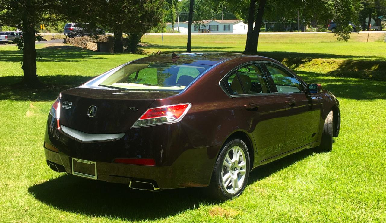 Acura TL 4dr Sdn 2WD 2010