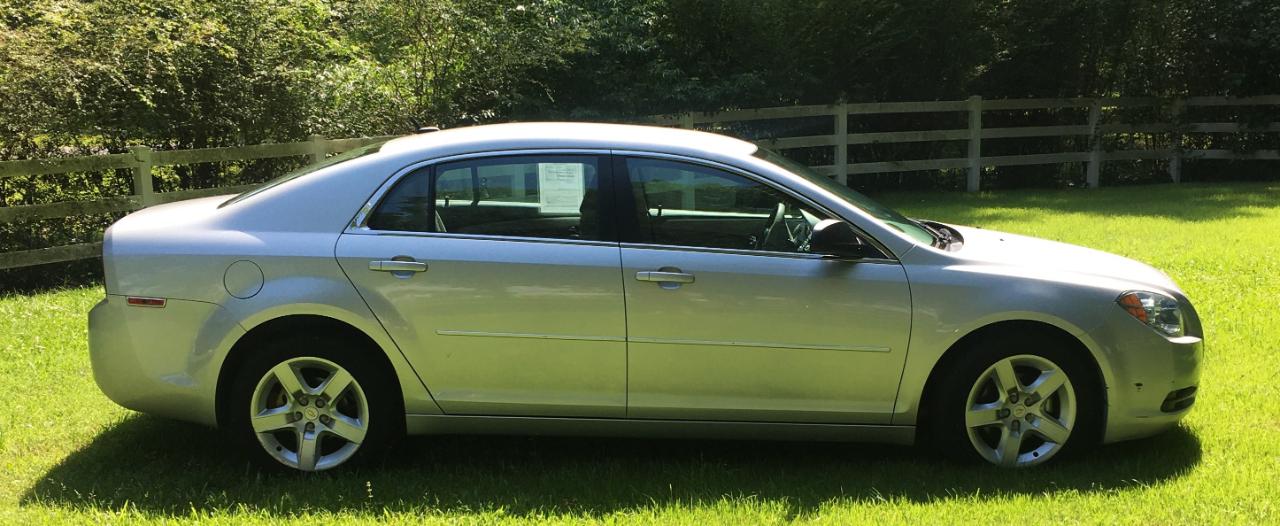 Chevrolet Malibu 4dr Sdn LS w/1LS 2010