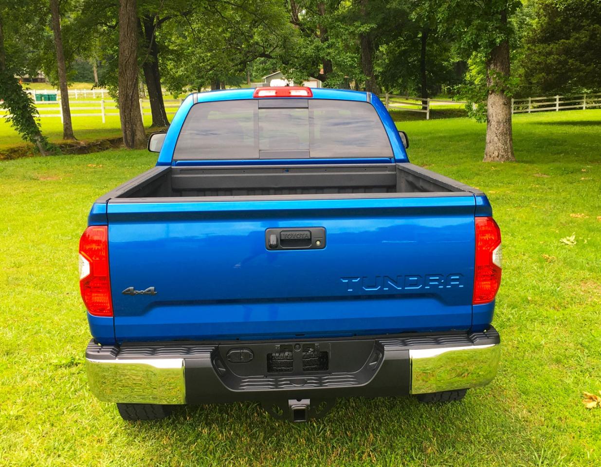 Toyota Tundra 4WD TRD Pro Double Cab 6.5' Bed 5.7L FFV (Natl) 2017