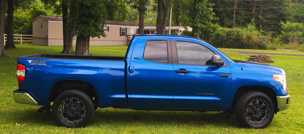 Toyota Tundra 4WD TRD Pro Double Cab 6.5' Bed 5.7L FFV (Natl) 2017
