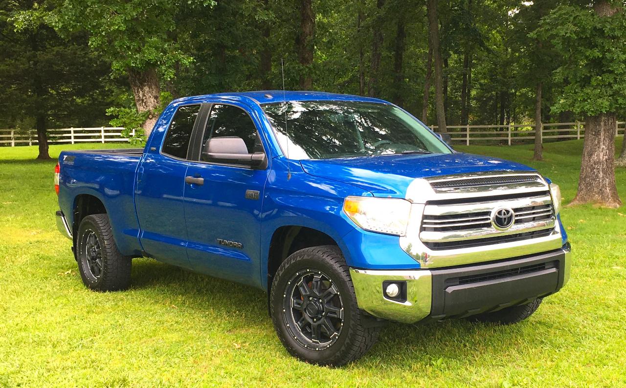 Toyota Tundra 4WD TRD Pro Double Cab 6.5' Bed 5.7L FFV (Natl) 2017