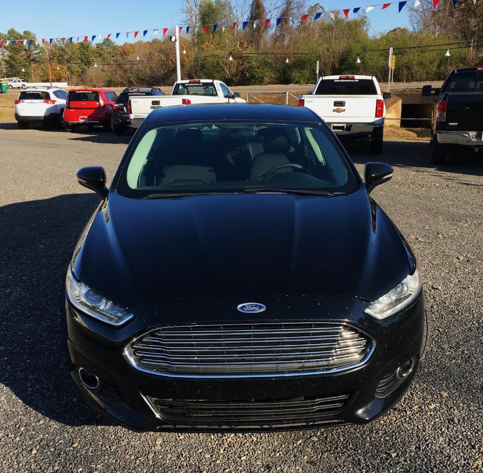 Ford Fusion 4dr Sdn SE FWD 2016