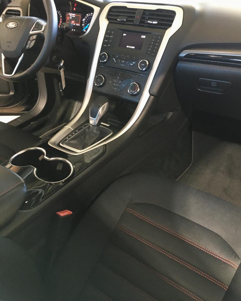 Ford Fusion 4dr Sdn SE FWD 2016