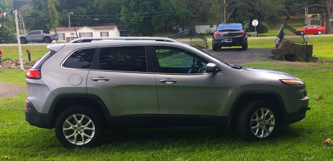 Jeep Cherokee 4WD 4dr Latitude 2016