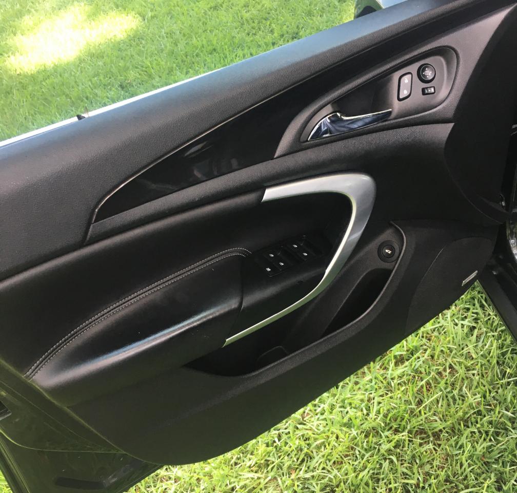Buick Regal 4dr Sdn Premium II FWD 2014