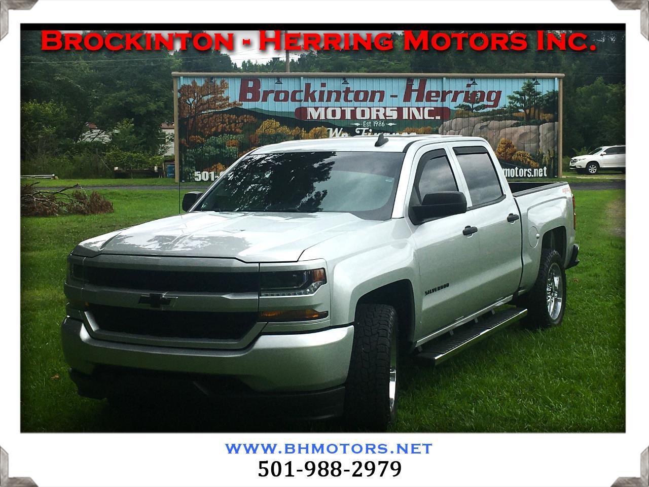 2018 Chevrolet Silverado 1500 4WD Crew Cab 143.5" Custom
