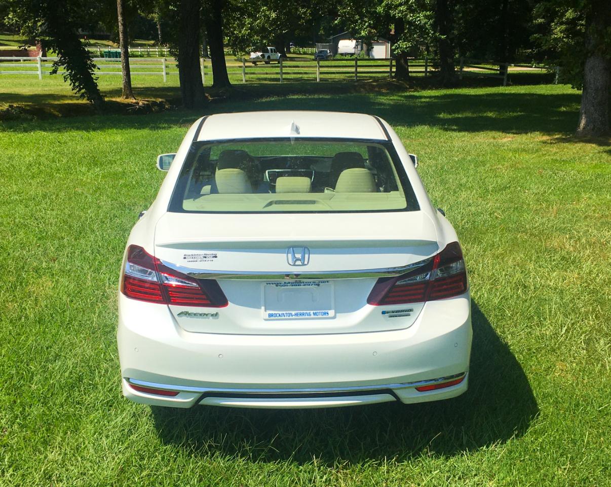 Honda Accord Hybrid Touring Sedan 2017