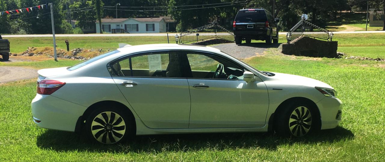 Honda Accord Hybrid Touring Sedan 2017