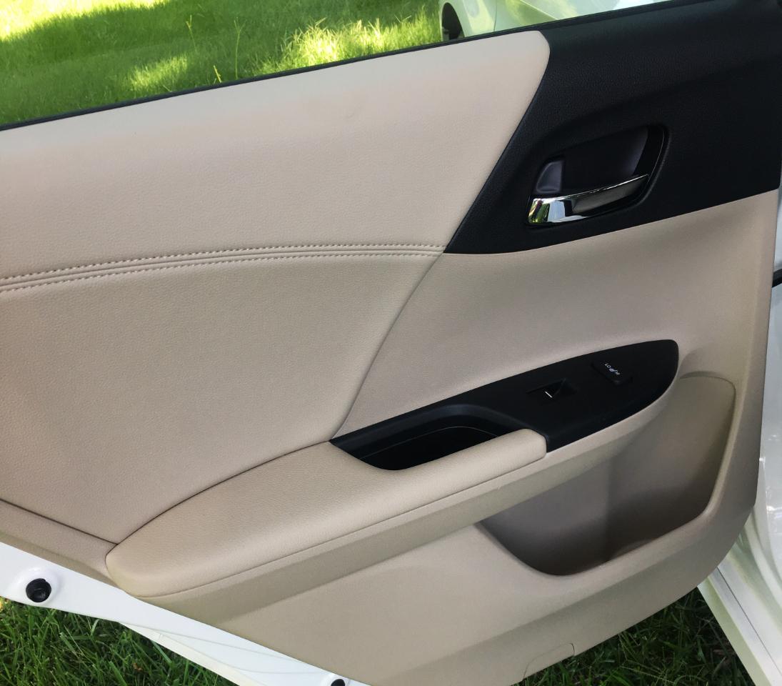 Honda Accord Hybrid Touring Sedan 2017