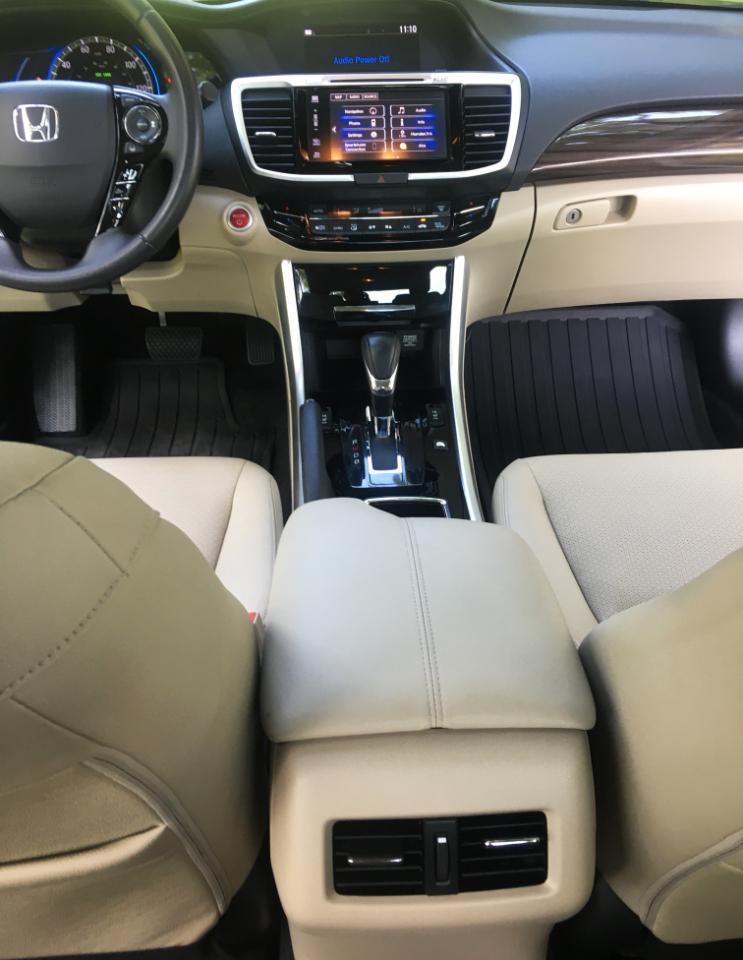 Honda Accord Hybrid Touring Sedan 2017