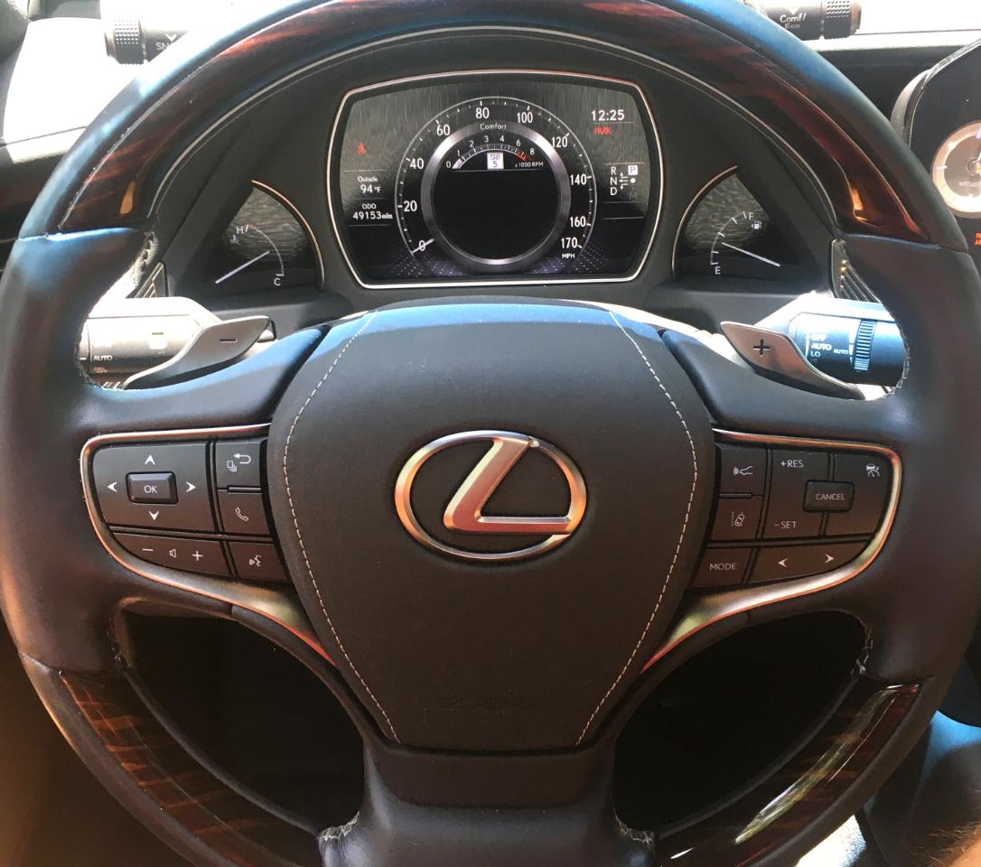 Lexus LS LS 500 RWD 2023