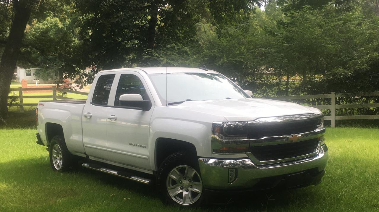 Chevrolet Silverado 1500 4WD Double Cab 143.5" LT w/1LT 2017