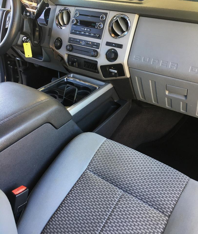Ford Super Duty F-250 SRW 4WD Crew Cab 172" Platinum 2016
