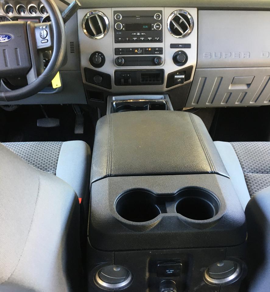 Ford Super Duty F-250 SRW 4WD Crew Cab 172" Platinum 2016