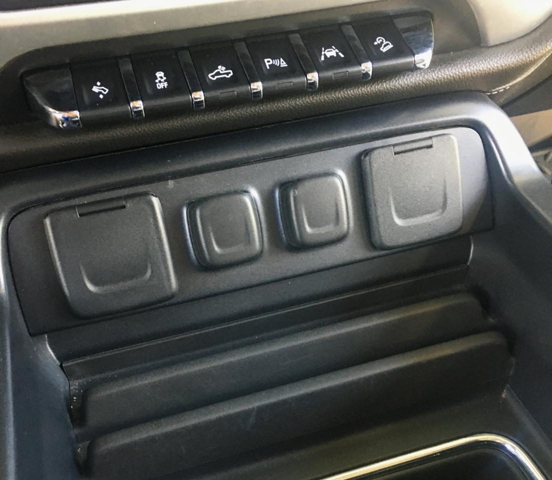 GMC Sierra 1500 4WD Crew Cab 153.0" SLT 2016