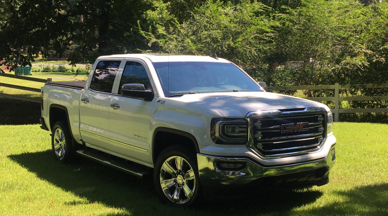 GMC Sierra 1500 4WD Crew Cab 143.5" SLT 2018