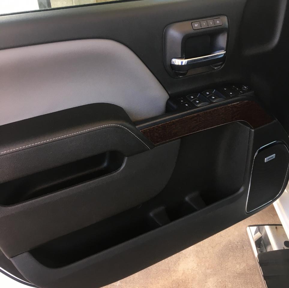 GMC Sierra 1500 4WD Crew Cab 143.5" SLT 2018