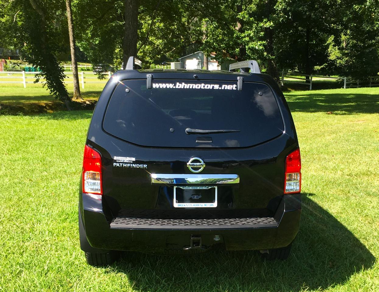 Nissan Pathfinder 2WD 4dr V6 SV 2012