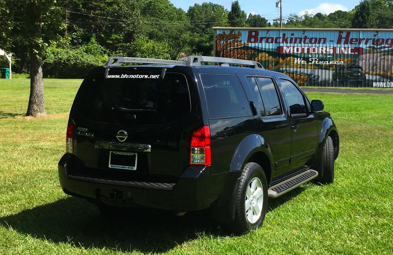 Nissan Pathfinder 2WD 4dr V6 SV 2012