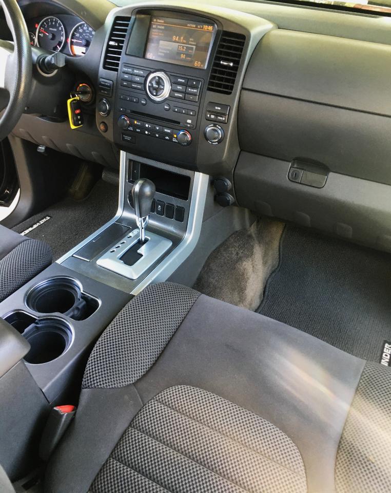Nissan Pathfinder 2WD 4dr V6 SV 2012