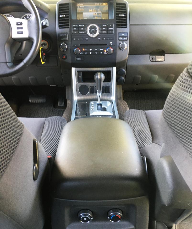 Nissan Pathfinder 2WD 4dr V6 SV 2012