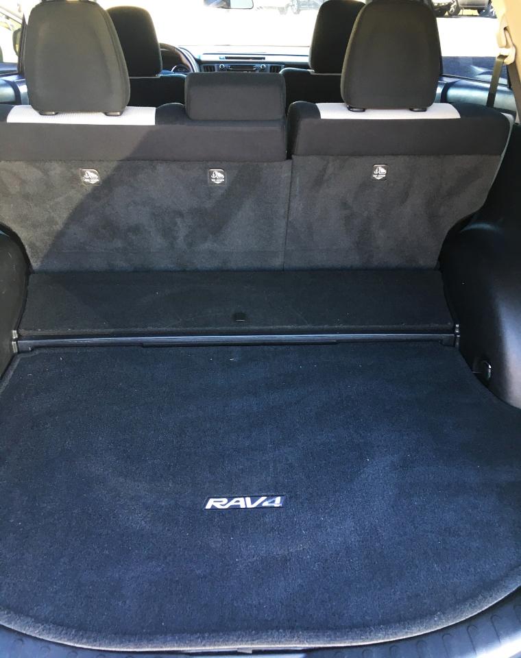 Toyota RAV4 Hybrid AWD 4dr XLE (Natl) 2016