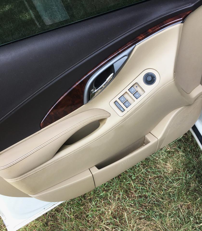 Buick LaCrosse 4dr Sdn Premium 1 FWD 2013
