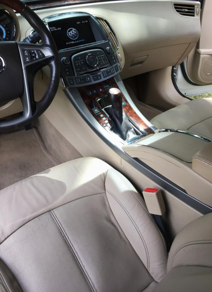 Buick LaCrosse 4dr Sdn Premium 1 FWD 2013