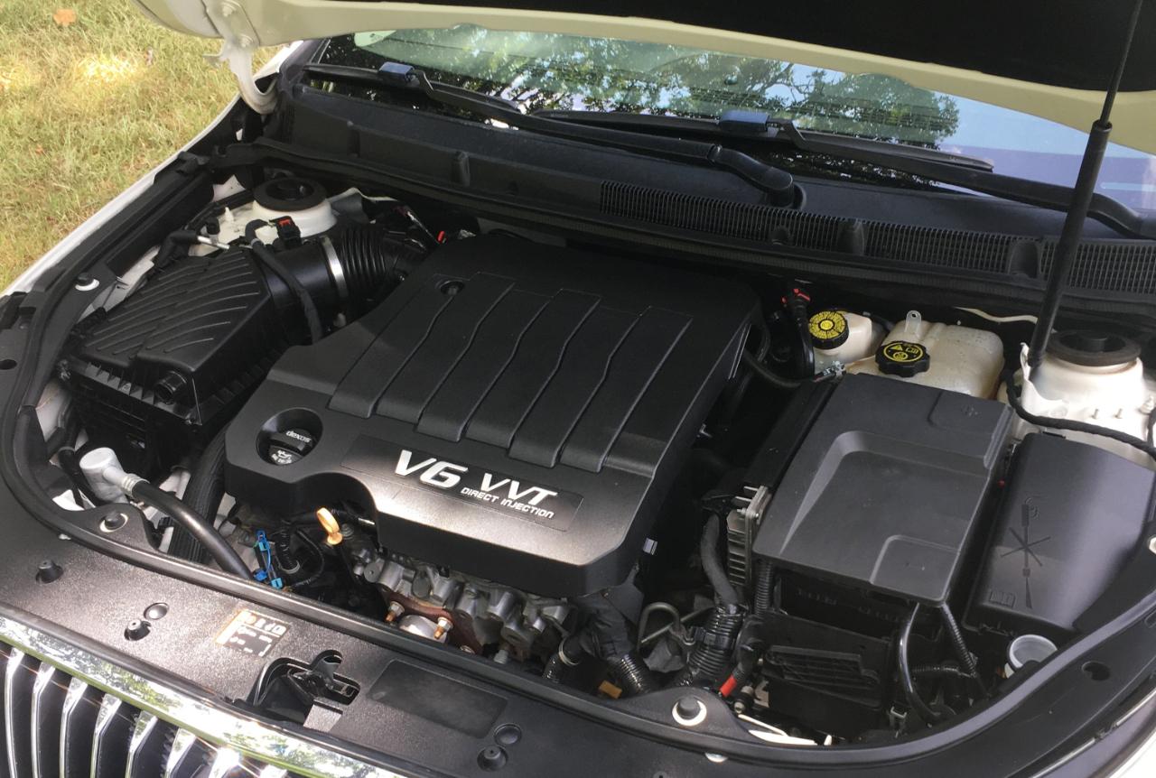 Buick LaCrosse 4dr Sdn Premium 1 FWD 2013