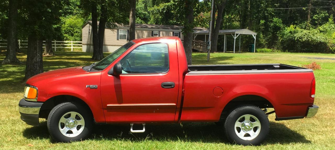 Ford F-150 Heritage Reg Cab 120" XLT 2004