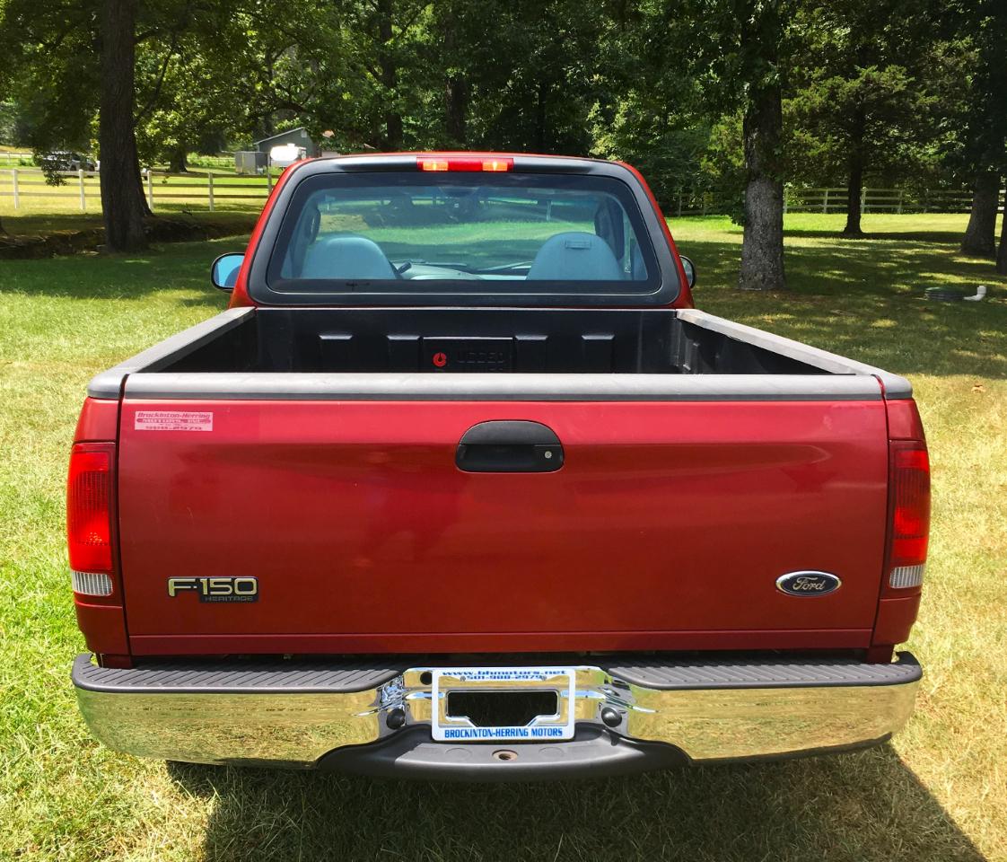Ford F-150 Heritage Reg Cab 120" XLT 2004