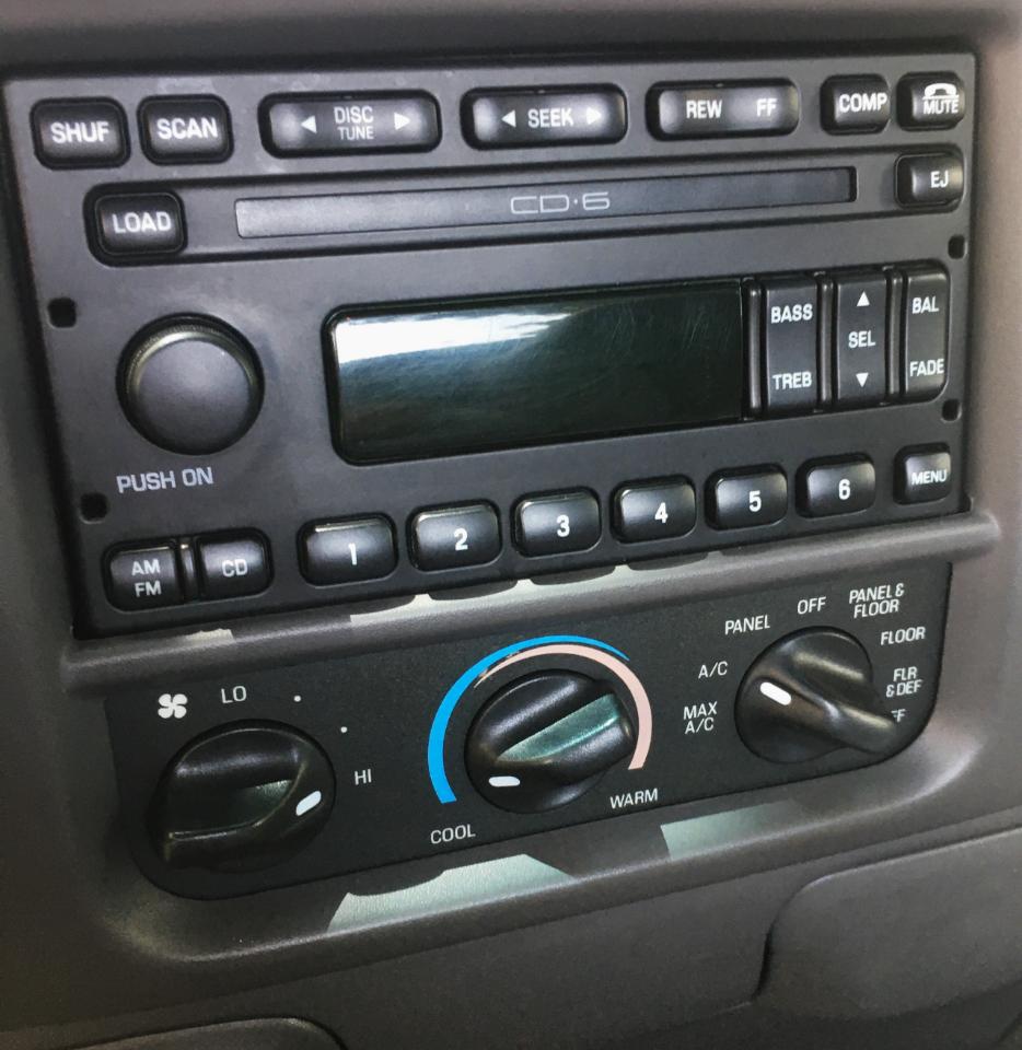 Ford F-150 Heritage Reg Cab 120" XLT 2004