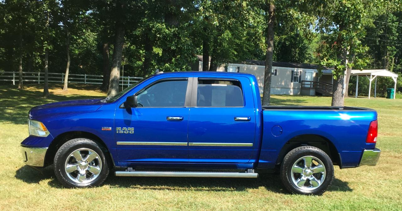 RAM 1500 4WD Crew Cab 140.5" Big Horn 2016