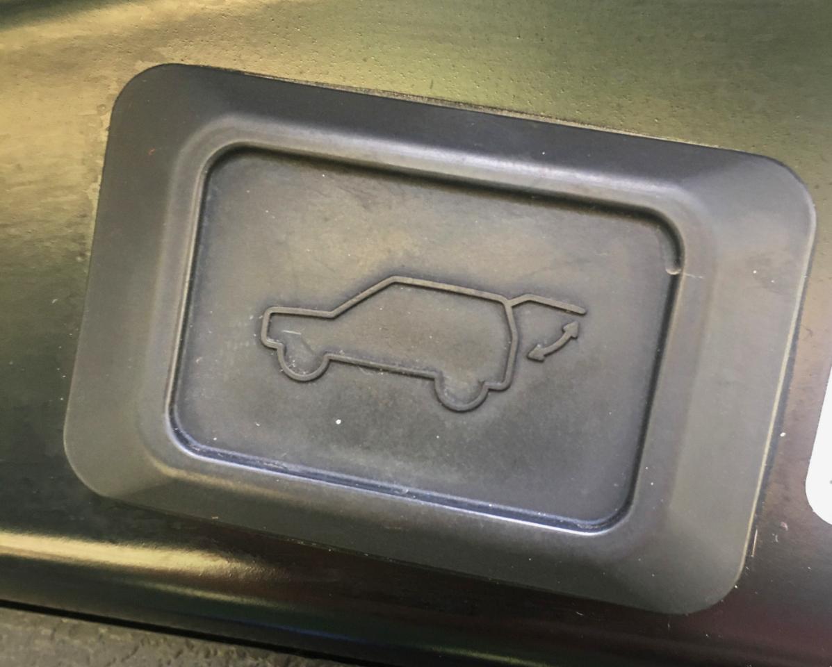 Toyota RAV4 Adventure AWD (Natl) 2018