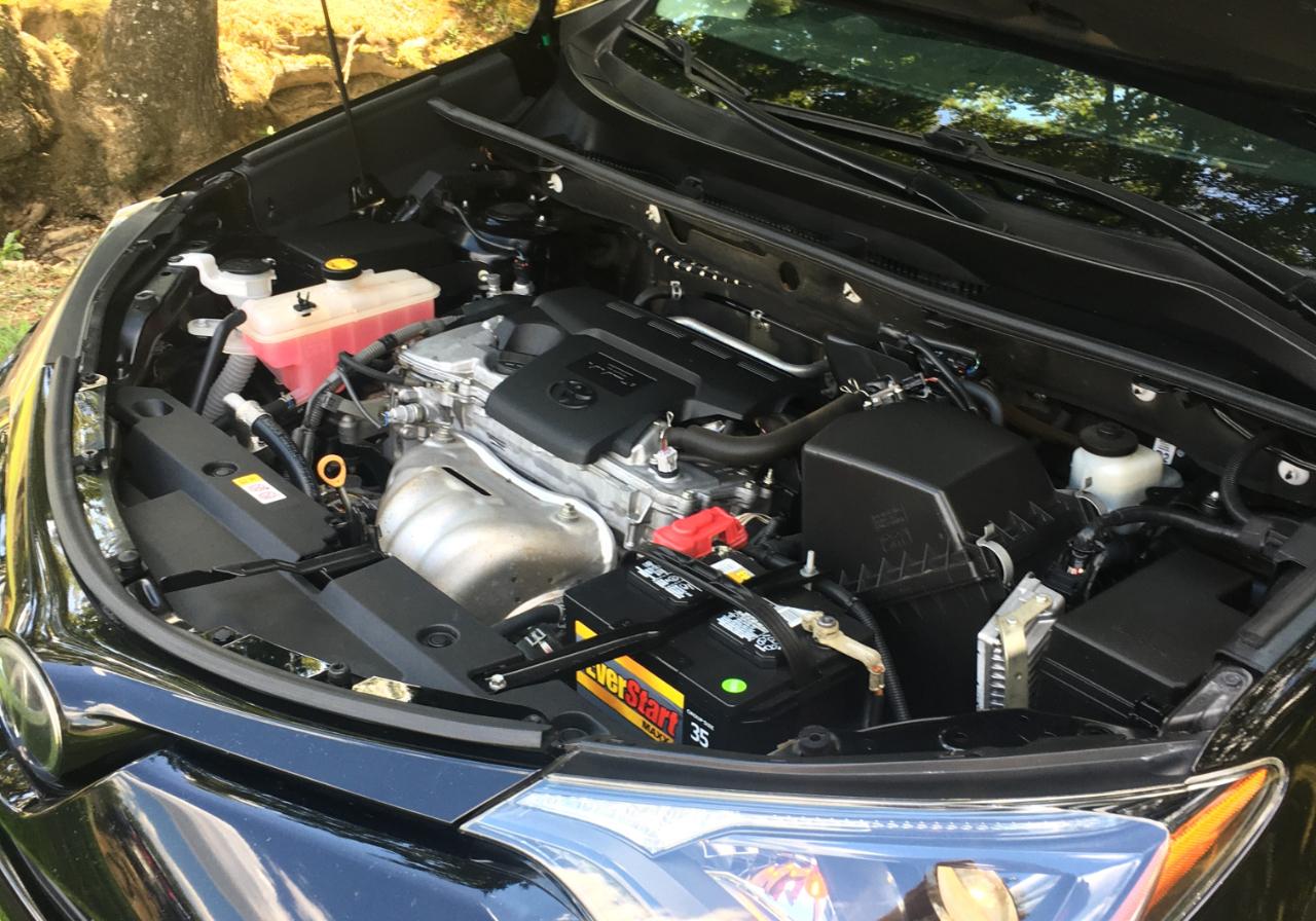 Toyota RAV4 Adventure AWD (Natl) 2018