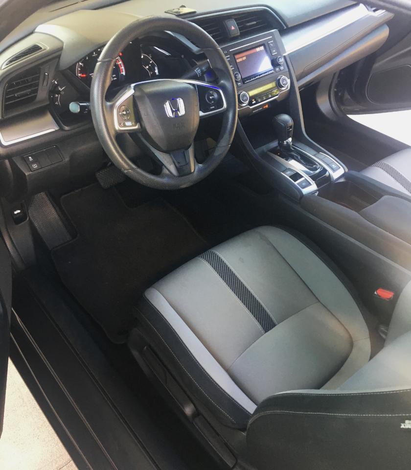 Honda Civic Coupe 2dr CVT LX-P 2016