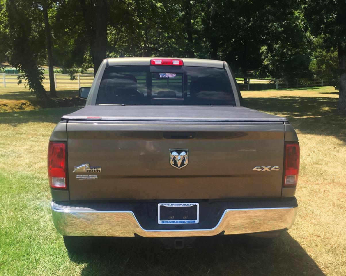 RAM 1500 4WD Crew Cab 140.5" Big Horn 2015
