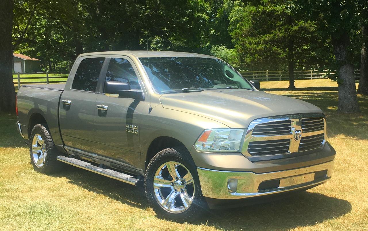 RAM 1500 4WD Crew Cab 140.5" Big Horn 2015