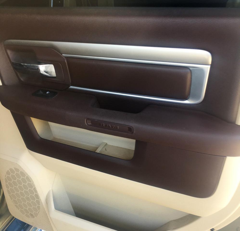 RAM 1500 4WD Crew Cab 140.5" Big Horn 2015